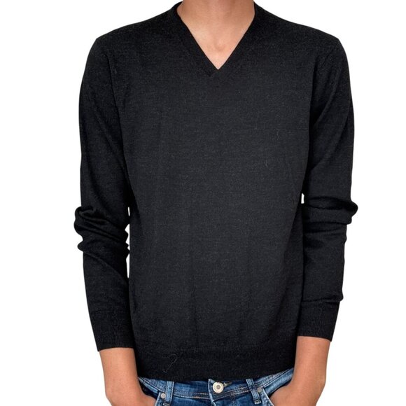 Saks Fifth Avenue Other - SAKS FIFTH AVENUE MENS DARK GRAY SWEATER